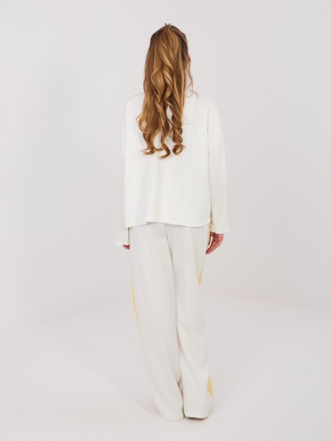 Spodnie dresowe-IT-DR-22220.88-ecru