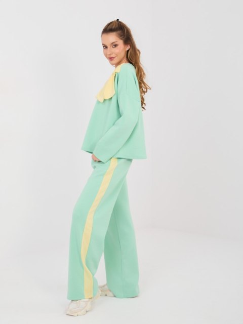 Spodnie dresowe-IT-DR-22220.88-jasny zielony