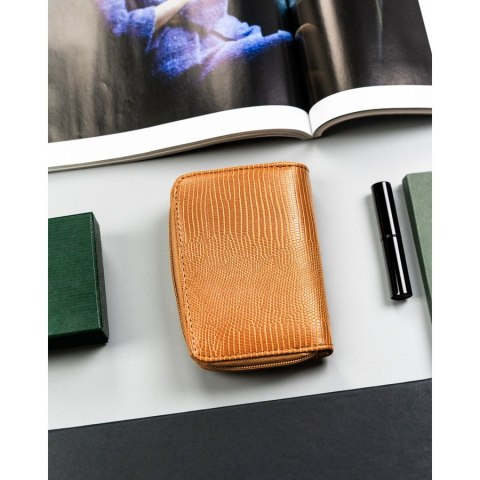 Brązowy portfel damski ze skóry ekologicznej z tłoczonym wzorem skóry krokodyla - 4U Cavaldi