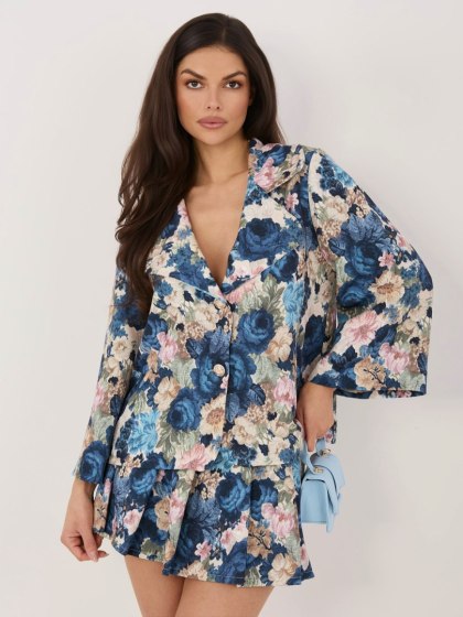 Ciemnoniebieska marynarka damska w kwiaty z rękawem 3/4 – Italy Moda