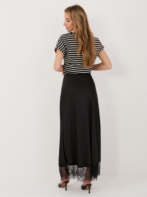 Spódnica-MI-SD-4213-1.94-czarny