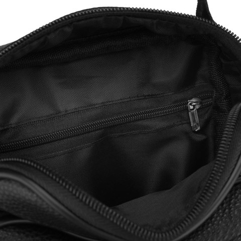 Czarna listonoszka męska na ramię wykonana ze skóry naturalnej, jednokomorowa - Rovicky