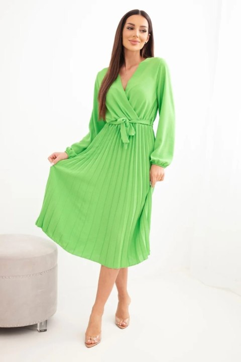 sukienka plisowana zielona z wiązaniem w talii