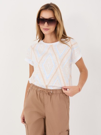 Beżowa bawełniana bluzka damska z geometrycznym wzorem – RELEVANCE