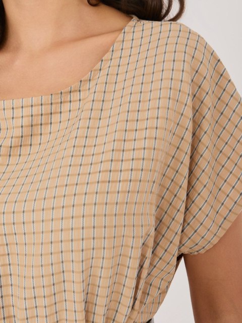 Bluzka-IT-BZ-FL10332.80-camelowy