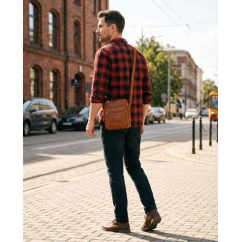 Brązowa torebka męska miejska listonoszka mała ze skóry naturalnej modna elegancka - Peterson