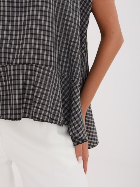 bluzka oversize damska czarna do jeansów outfit