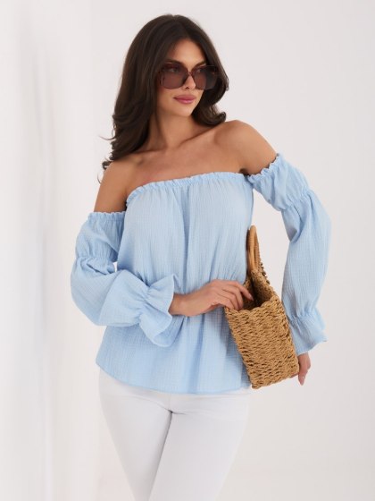 Jasnoniebieska muślinowa bluzka hiszpanka z odkrytymi ramionami ITALY MODA – bawełniana bluzka damska na lato