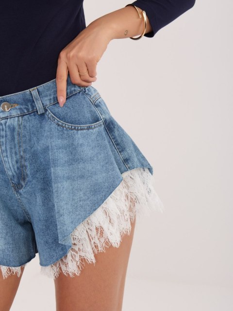 spodenki jeansowe damskie z koronką styl letni