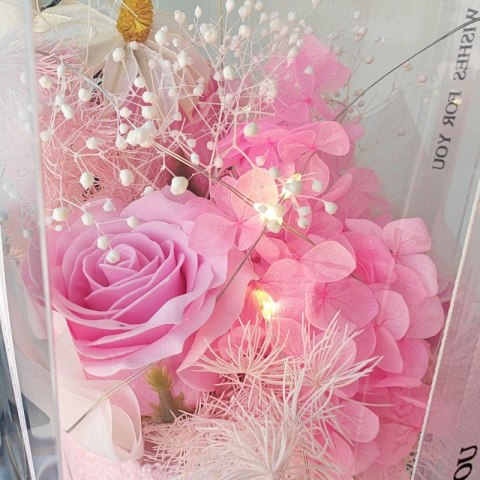 Flower box LED z różowymi różami mydlanymi