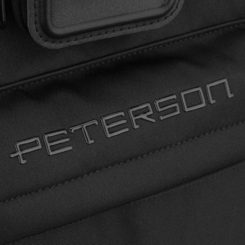 Plecak damski z miejscem na laptopa, wykonany z poliestru w czarnym kolorze - Peterson