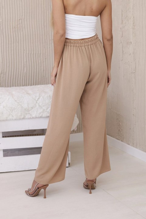 Eleganckie spodnie damskie cappuccino na lato