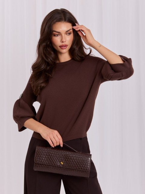 Brązowy sweter damski ITALY MODA z cyrkoniami i bufiastymi rękawami 3/4
