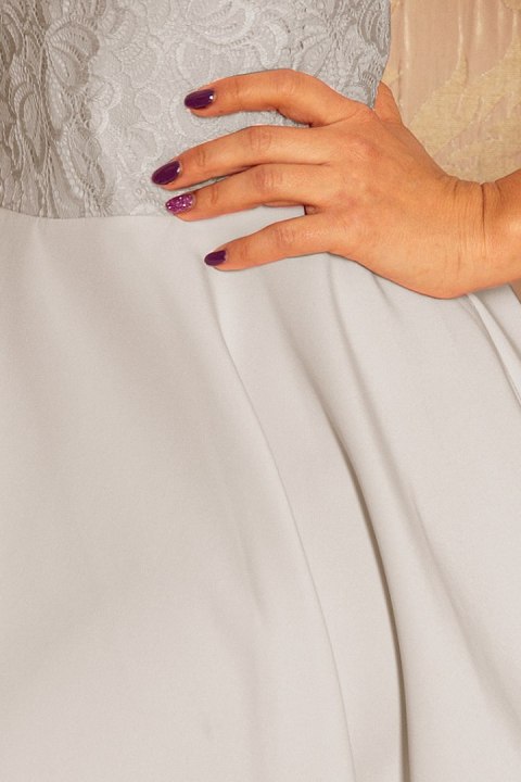 157-6 Sukienka MARTA z koronką - JASNY SZARY - M