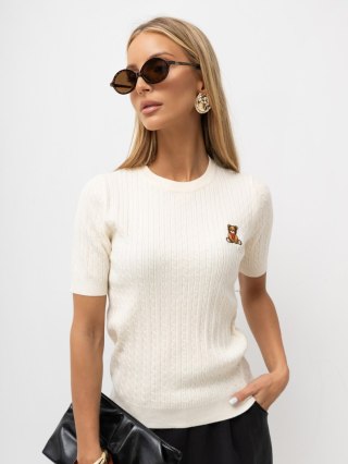 Jasnobeżowy damski sweter z krótkim rękawem i haftowanym misiem ITALY MODA