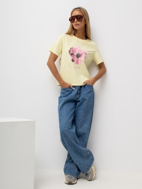 T-shirt damski RUE PARIS z kwiatowym motywem i napisem
