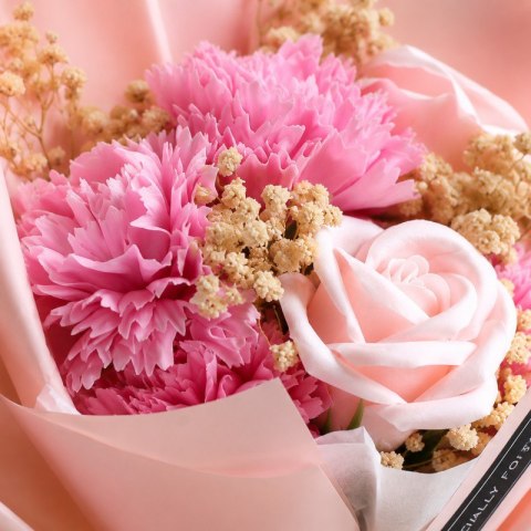 Bukiet zapachowych kwiatów mydlanych w pudełku 6 szt. flower box BUK09R