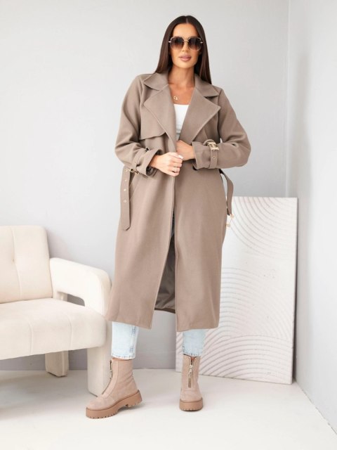 Płaszcz damski fango z paskiem i złotymi klamrami – elegancki fason midi