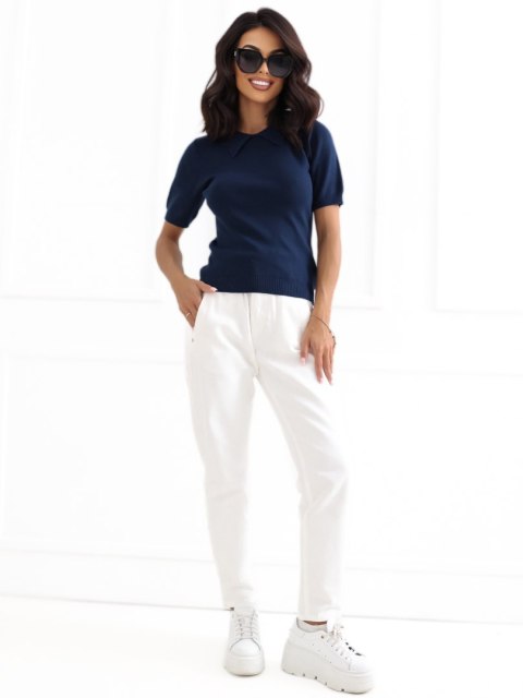 Elegancki granatowy sweter polo damski z 51% wiskozy