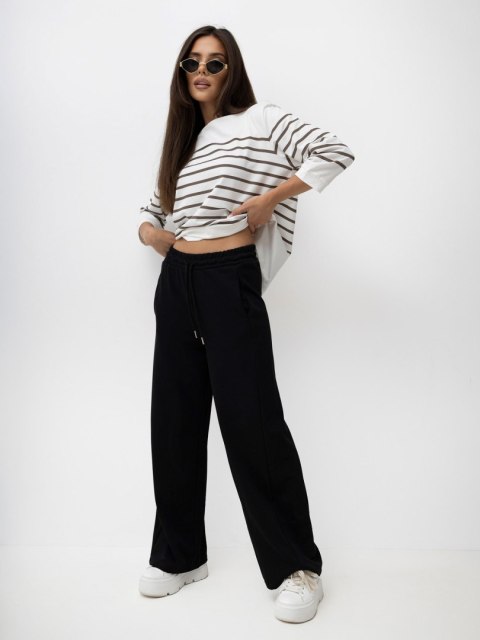 Spodnie damskie RELEVANCE wide leg w kolorze czarnym