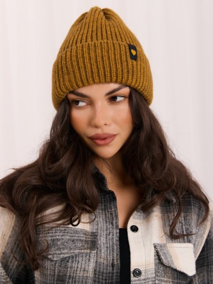 Musztardowa damska czapka zimowa beanie z wywinięciem