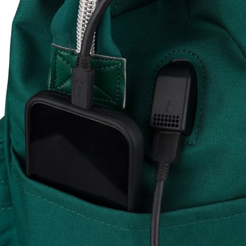 Zielony plecak damski z poliestru z miejscem na laptopa i portem USB - Peterson