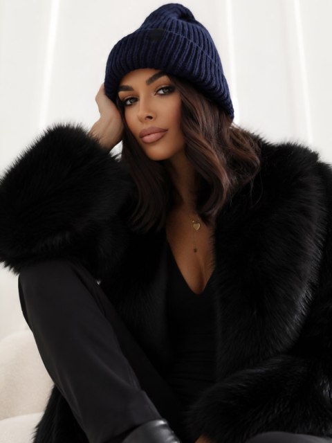 Granatowa czapka beanie JAKOB – klasyczny fason