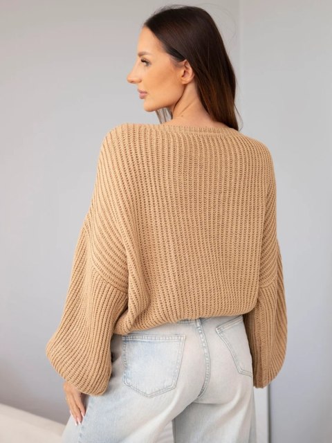 Sweter damski luźny prążkowany z długim rękawem camelowy