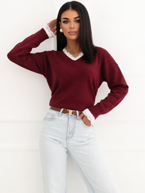 Sweter damski bordowy one size z koronkowym detalem