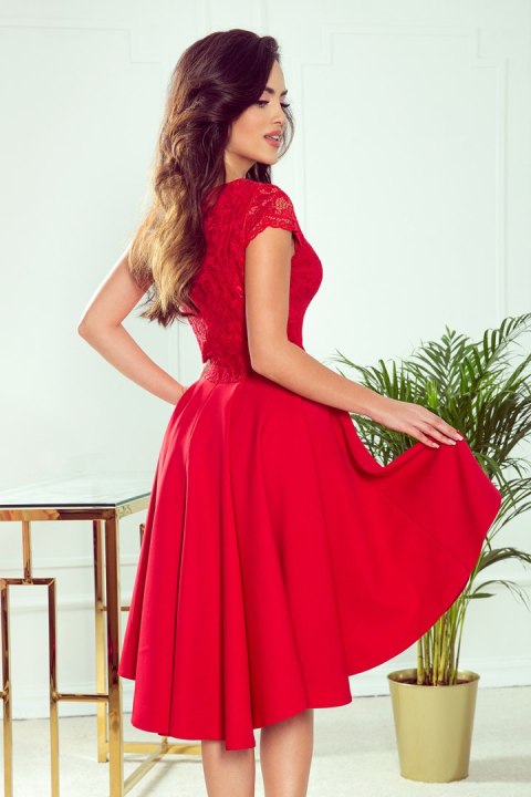 300-2 PATRICIA - sukienka z dłuższym tyłem i koronkowym dekoltem - CZERWONA - XXXL 300-2 PATRICIA - sukienka z dłuższym tyłem i koronkowym dekoltem - CZERWONA - XXXL