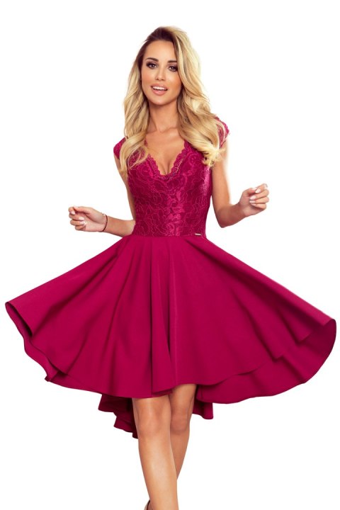 300-4 PATRICIA - sukienka z dłuższym tyłem i koronkowym dekoltem - BORDOWA - XXXXL 300-4 PATRICIA - sukienka z dłuższym tyłem i koronkowym dekoltem - BORDOWA - XXXXL